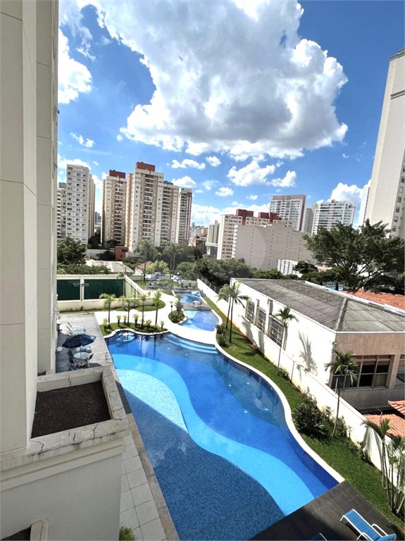Apartamento à venda com 4 suítes em Aclimação, São Paulo, SP
