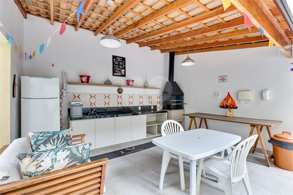 Apartamento à venda com 3 quartos, sendo 2 suítes, em Moema, São Paulo, SP