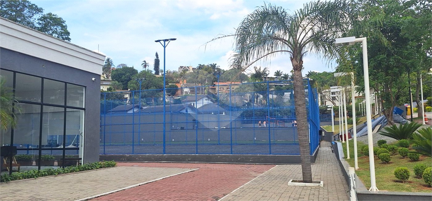 Casa à venda com 3 quartos, sendo 1 suíte, em Condomínio Flamboyant-b, Atibaia, SP