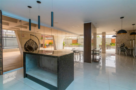 Apartamento à venda com 3 quartos, sendo 1 suíte, em Campo Belo, São Paulo, SP