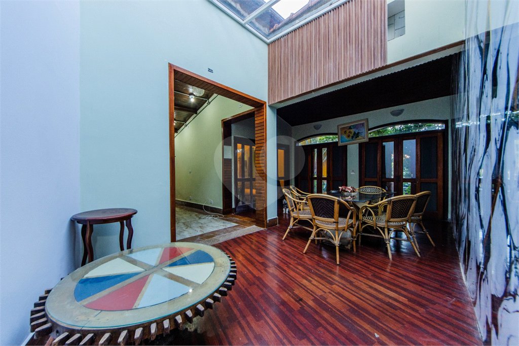 Casa à venda ou para alugar com 4 quartos, sendo 3 suítes,  no condomínio Da Serra, São Paulo - SP