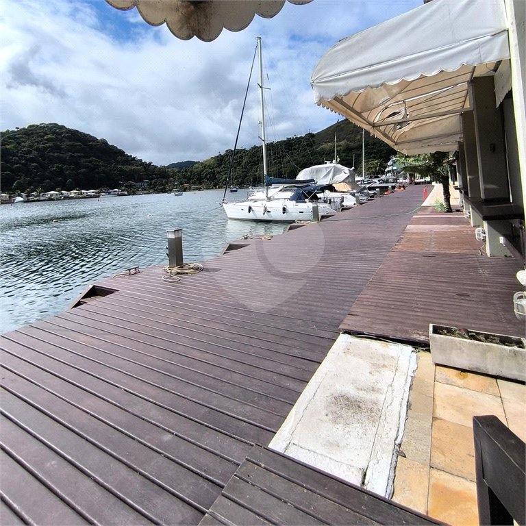 Apartamento à venda com 1 suíte em Ponta da Cruz, Angra dos Reis, RJ
