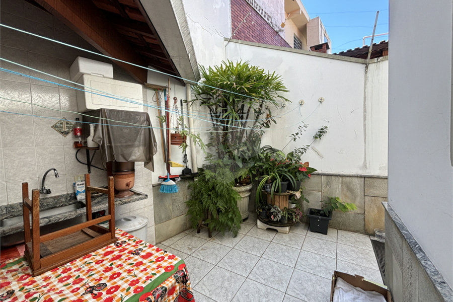 Sobrado à venda com 4 suítes em Vila Guilherme, São Paulo, SP