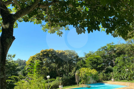 Sítio à venda com 4 quartos, sendo 3 suítes, em Aguas de Igaratá, Igaratá, SP