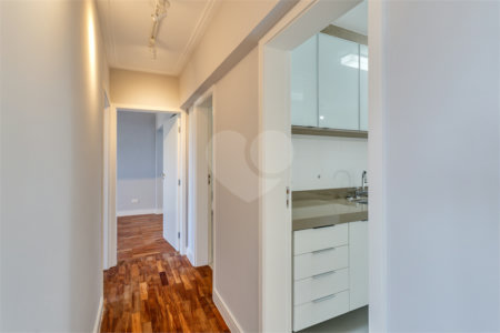 Apartamento à venda com 2 quartos, sendo 1 suíte,  em Santo Amaro, São Paulo, SP