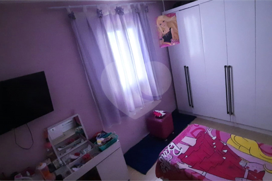 Sobrado à venda com 3 quartos, sendo 2 suítes, no Brasilândia, São Paulo, SP