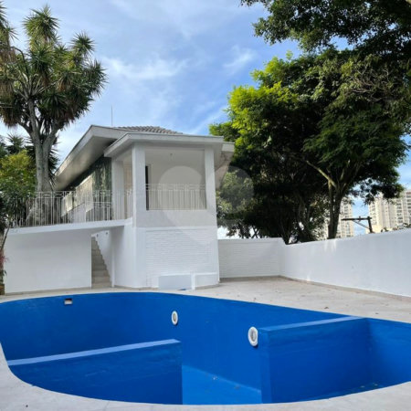 Casa à venda com 3 quartos, sendo 2 suítes, em Tucuruvi, São Paulo, SP