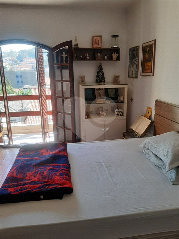 Sobrado à venda com 3 quartos, sendo 1 suíte, em Tremembé, São Paulo, SP