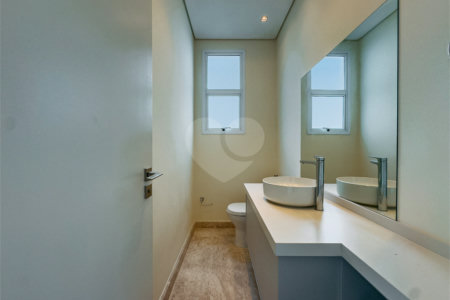 Casa à venda com 4 suítes no condomínio Villa dos Pinheiros, Indaiatuba - SP