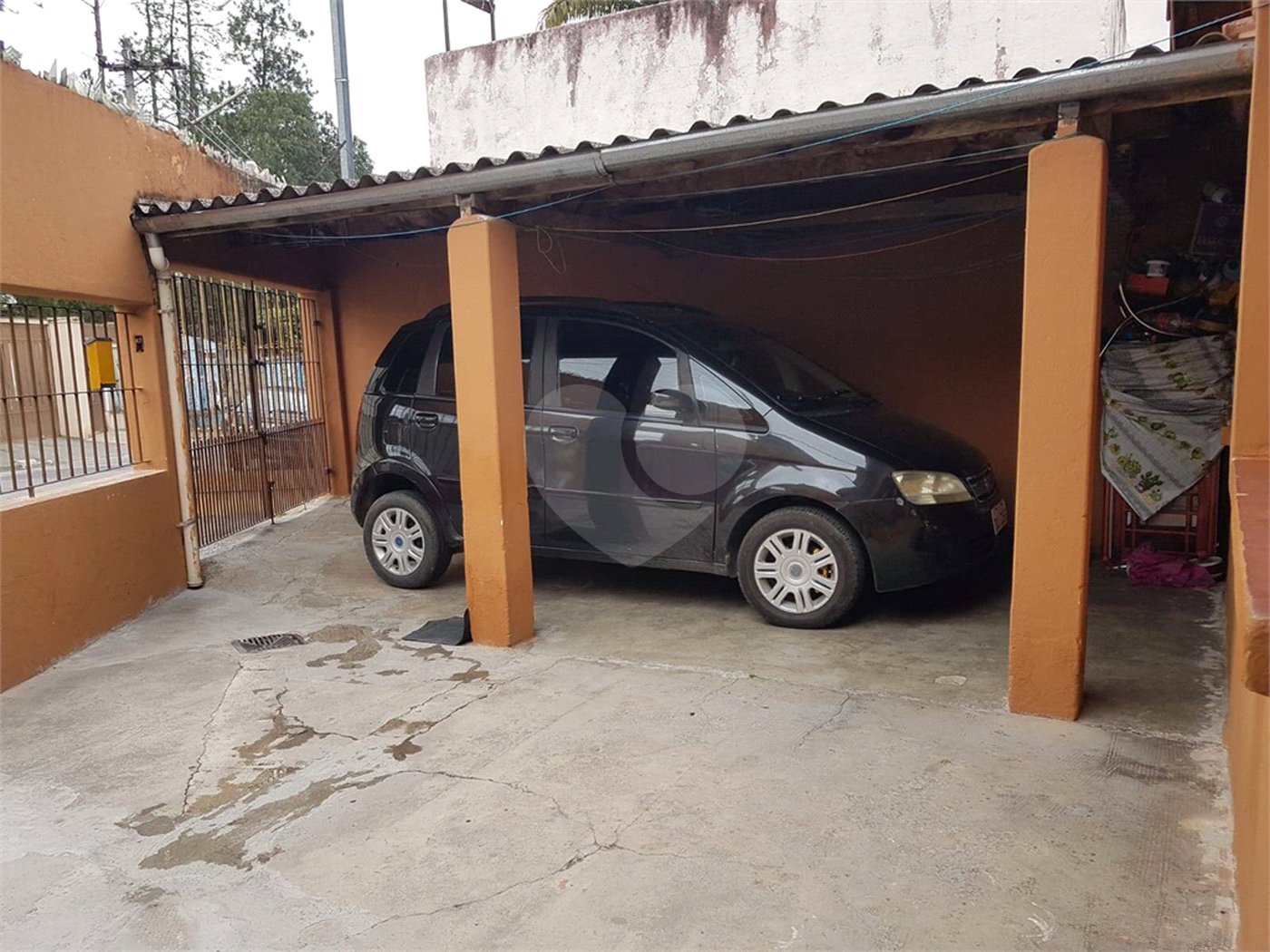 Casa à venda com 3 quartos em Jardim Helena, Ferraz de Vasconcelos, SP