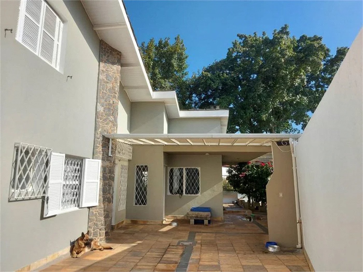 Casa à venda com 4 suítes em Jardim Londrina, São Paulo, SP