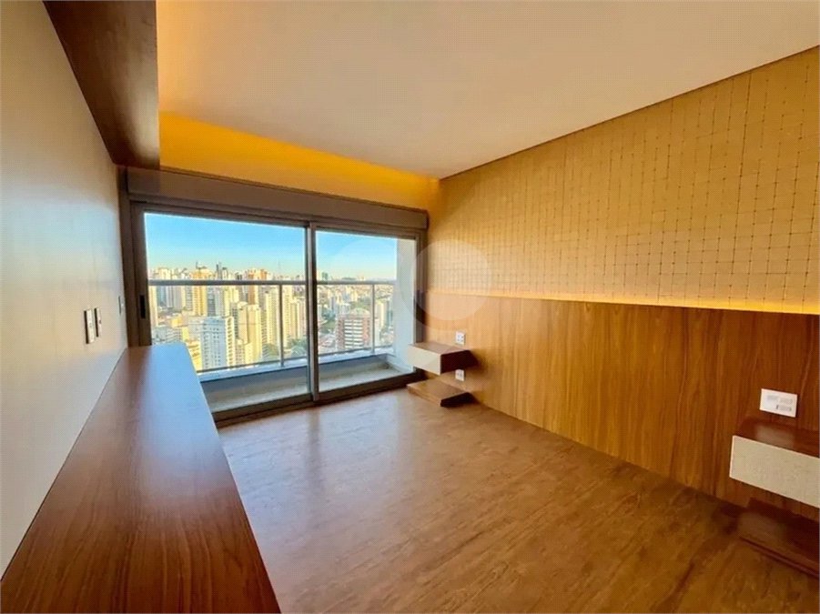 Apartamento à venda com 4 quartos, sendo 3 suítes, em Água Branca, São Paulo, SP