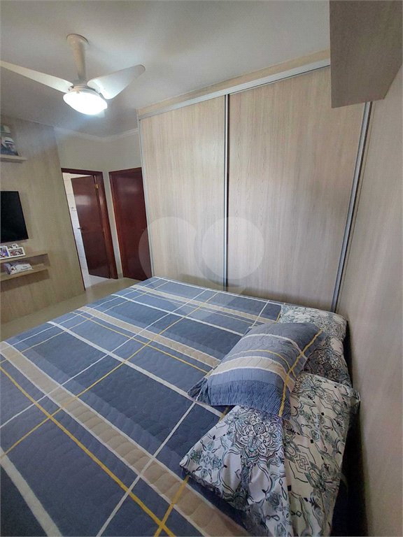 Casa à venda com 4 quartos, sendo 2 suítes, no condomínio Eco Clube Vivendas do Lago, Sorocaba - SP