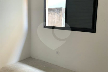 Casa à venda com 3 quartos, sendo 1 suíte, no condomínio Villa D'este, Cotia - SP