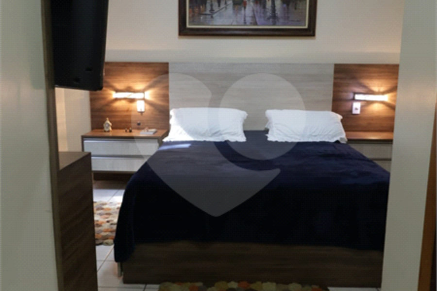 Casa à venda com 3 suítes no condomínio Parque Imperial da Cantareira, Mairiporã - SP