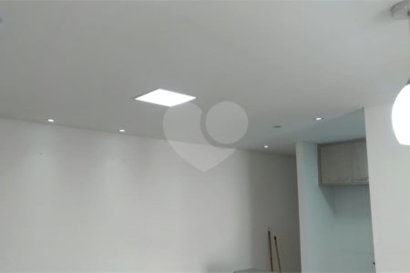 Apartamento à venda com 3 quartos, sendo 1 suíte,  em Vila Caraguatá, São Paulo, SP