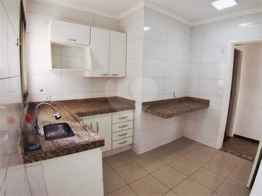 Apartamento à venda com 3 quartos no Centro, Ribeirão Preto, SP