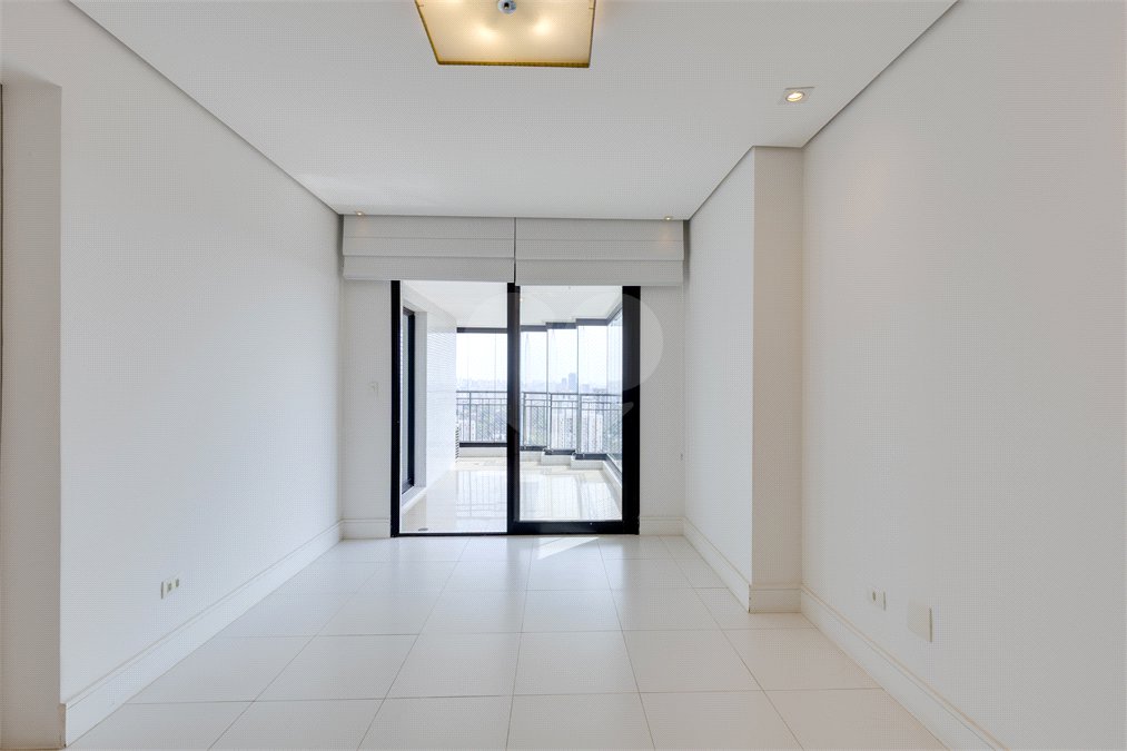 Apartamento à venda ou para alugar com 4 suítes em Jardim Marajoara, São Paulo, SP