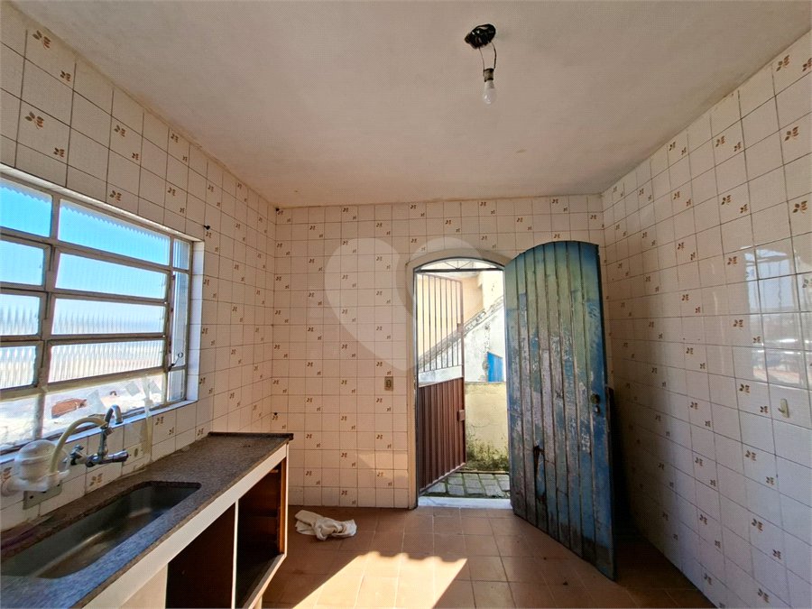 Sobrado à venda com 3 quartos, sendo 1 suíte,  em Jardim Esmeralda, São Paulo, SP