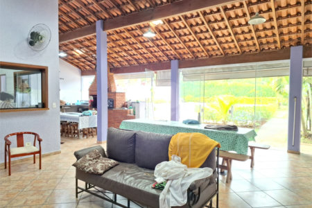 Chácara à venda com 4 quartos, sendo 2 suítes,  no Centro, Araçoiaba da Serra, SP