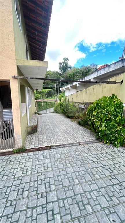 Sobrado à venda com 5 quartos em Pununduva, Cotia, SP