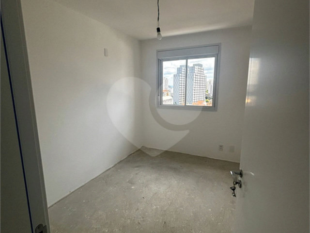 Apartamento à venda com 3 quartos, sendo 1 suíte,  em Vila Mariana, São Paulo, SP