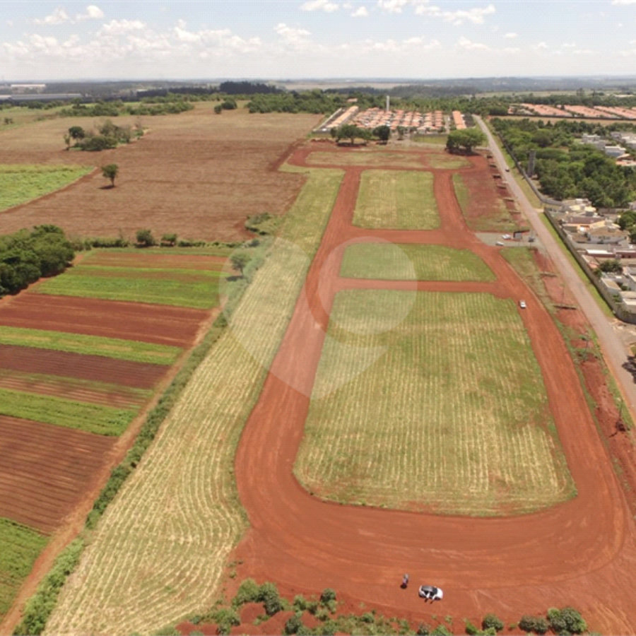 Lote de 333m², Residencial Porto Ville Residencial São Luiz