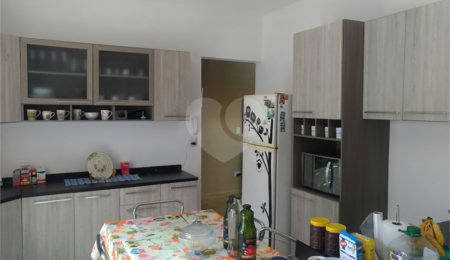 Casa Térrea à venda com 3 quartos, sendo 1 suíte,  em Nova Cerejeira, Atibaia, SP