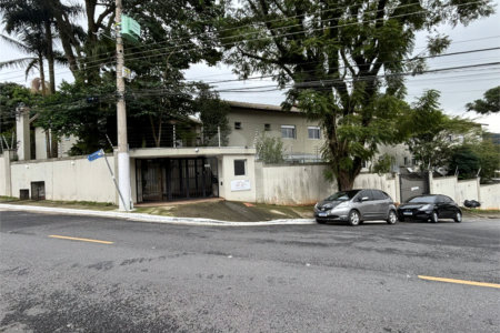 Casa à venda com 2 suítes no condomínio Cântaros da Serra, São Paulo - SP