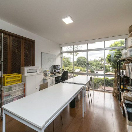 Casa à venda com 3 quartos, sendo 2 suítes,  em Alto de Pinheiros, São Paulo, SP