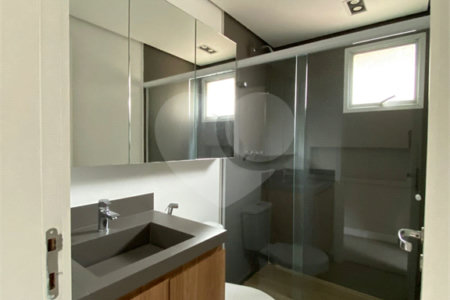 Apartamento para alugar com 2 quartos, sendo 1 suíte,  em Vila Gertrudes, São Paulo, SP