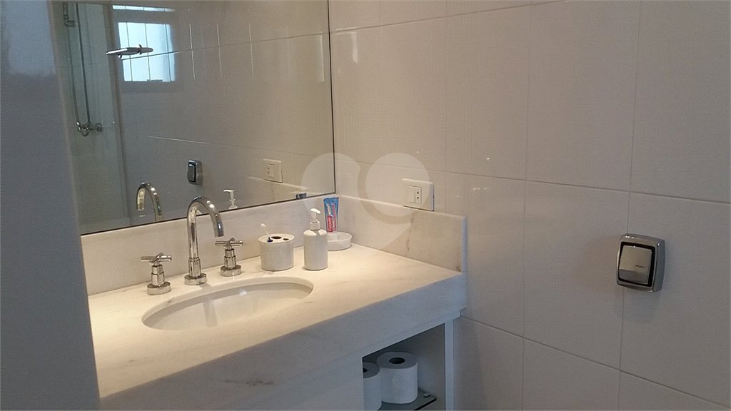 Apartamento à venda com 3 suítes em Santana, São Paulo, SP