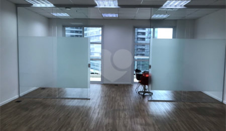 Sala à venda em Chácara Santo Antônio, São Paulo, SP