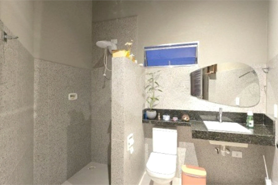 Sobrado à venda com 3 quartos, sendo 1 suíte, em Tremembé, São Paulo, SP