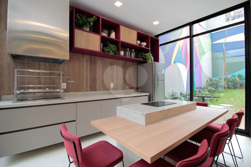 Apartamento à venda ou para alugar com 1 quarto em Pinheiros, São Paulo, SP