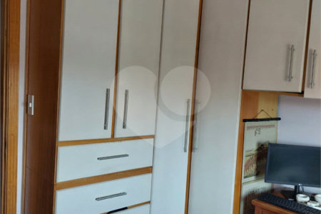 Apartamento de 70m² com 2 dormitórios e 1 vaga.
