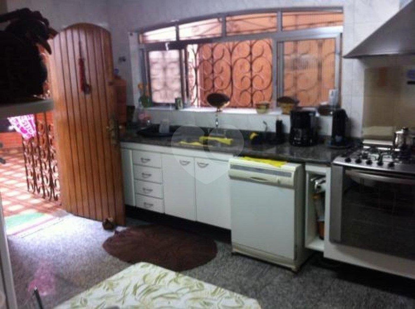 Sobrado à venda com 6 quartos, sendo 4 suítes, em Barro Branco (zona Norte), São Paulo, SP