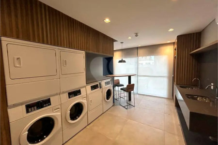 Apartamento à venda ou para alugar com 2 quartos, sendo 1 suíte, em Brooklin Paulista, São Paulo, SP