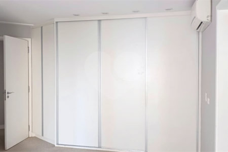 Apartamento à venda com 3 suítes em Jardim Fonte do Morumbi, São Paulo, SP