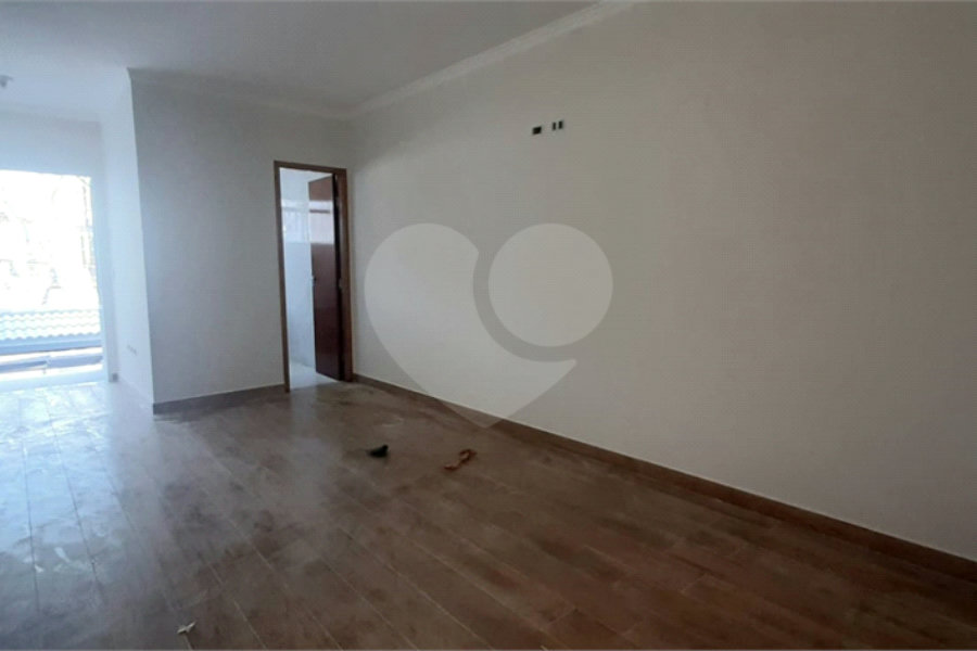 Sobrado à venda com 3 quartos, sendo 1 suíte, em Vila Mazzei, São Paulo, SP