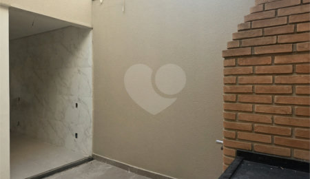 Sobrado à venda com 3 quartos, sendo 1 suíte, em Campo Grande, São Paulo, SP