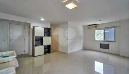 Apartamento à venda com 2 quartos, sendo 1 suíte,  em Tijuca, Rio de Janeiro, RJ