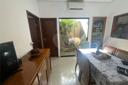 Casa à venda com 2 quartos, sendo 1 suíte, em Vila Barth, Itapetininga, SP