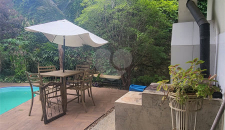 Casa à venda com 4 suítes no condomínio Jardim Theodora, Itu - SP