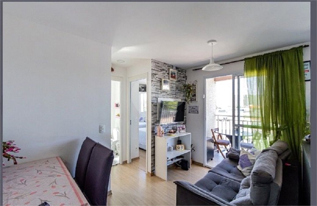 Apartamento à venda com 2 quartos em Parque Industrial Tomas Edson, São Paulo, SP