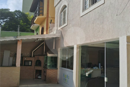Casa à venda com 4 quartos, sendo 2 suítes, em Vila Indiana, São Paulo, SP