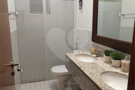 Apartamento à venda com 3 suítes em Itaguá, Ubatuba, SP