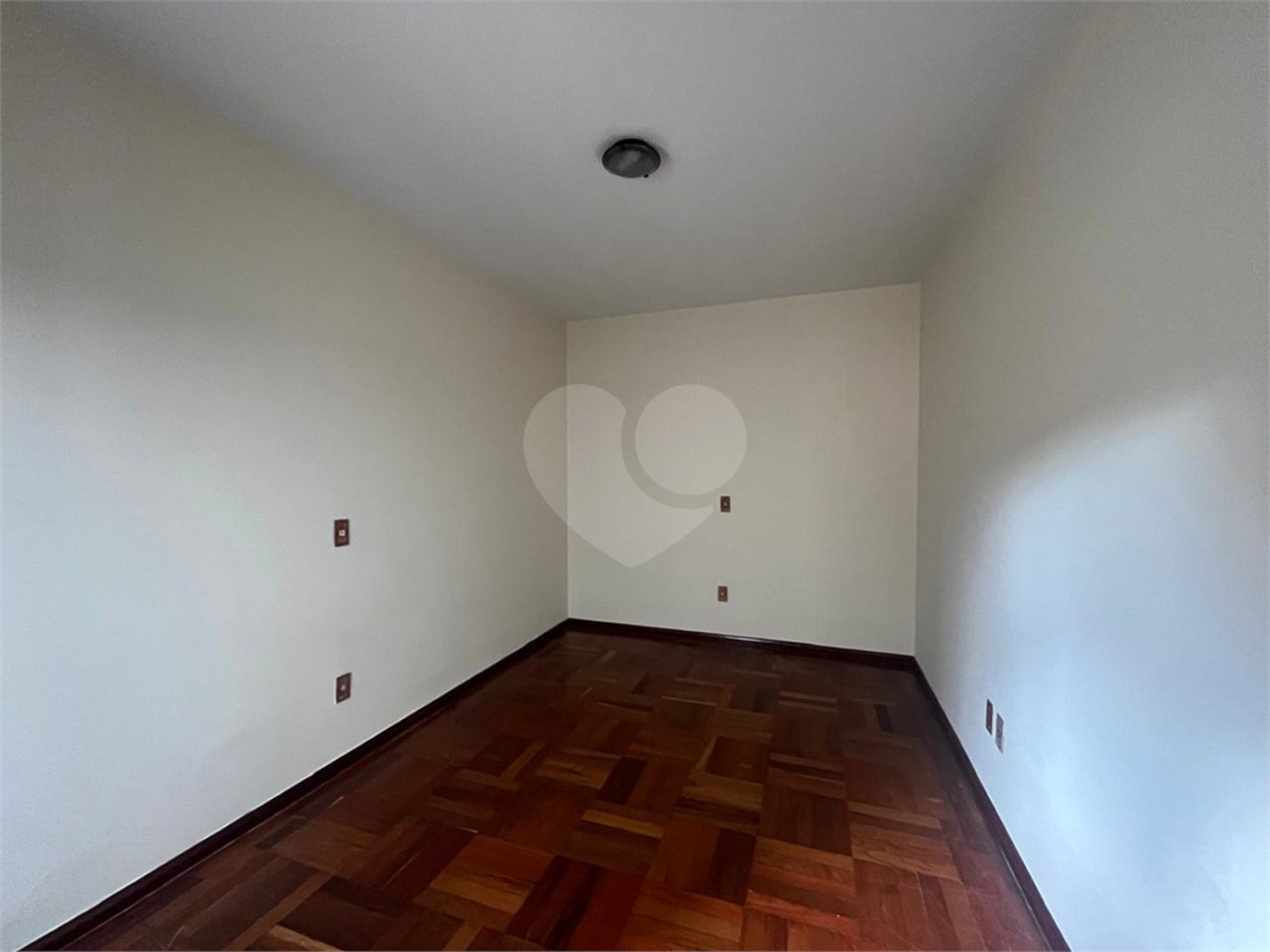 Casa à venda com 5 quartos, sendo 1 suíte, no Centro, Itapetininga, SP