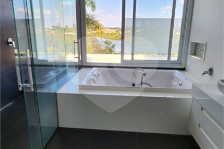 Casa à venda com 4 suítes no condomínio Village Ipanema 1, Araçoiaba da Serra - SP
