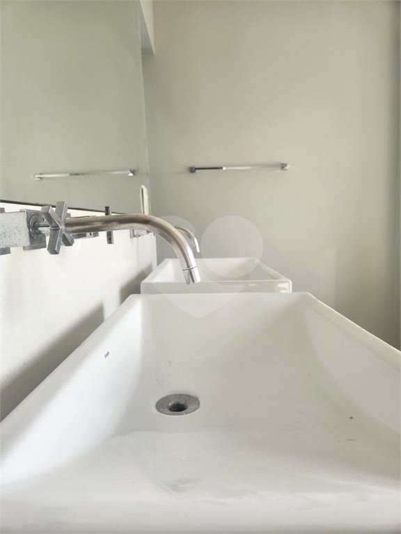 Casa à venda ou para alugar com 4 suítes no condomínio Residencial Jaguary, São José dos Campos - SP